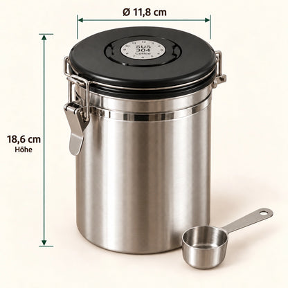 Edelstahl-Kaffeedose Réserve mit Messlöffel und Maßangaben: 18,6 cm Höhe und 11,8 cm Behälterdurchmesser.